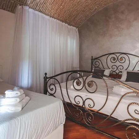 La Casa Degli Sposi Con Garage Apartment Triest